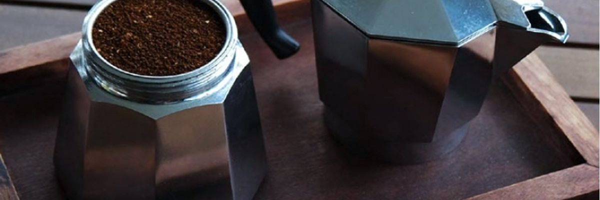 Як користуватися гейзерною кавоваркою та правильно варити каву фото